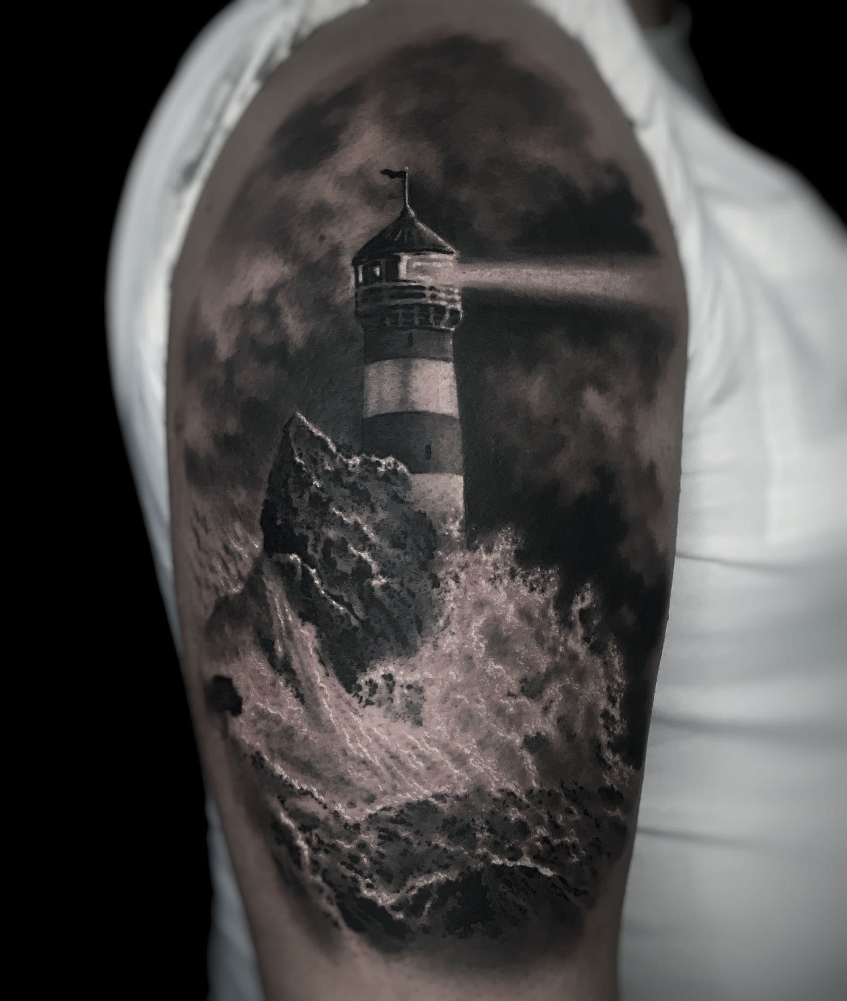 Tomek - Portfolio 33